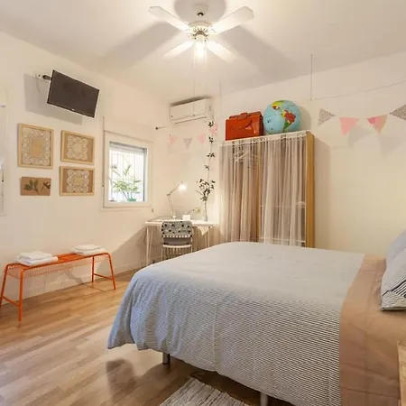 Women Only - Solo Mujeres Apartment Seville Exterior photo